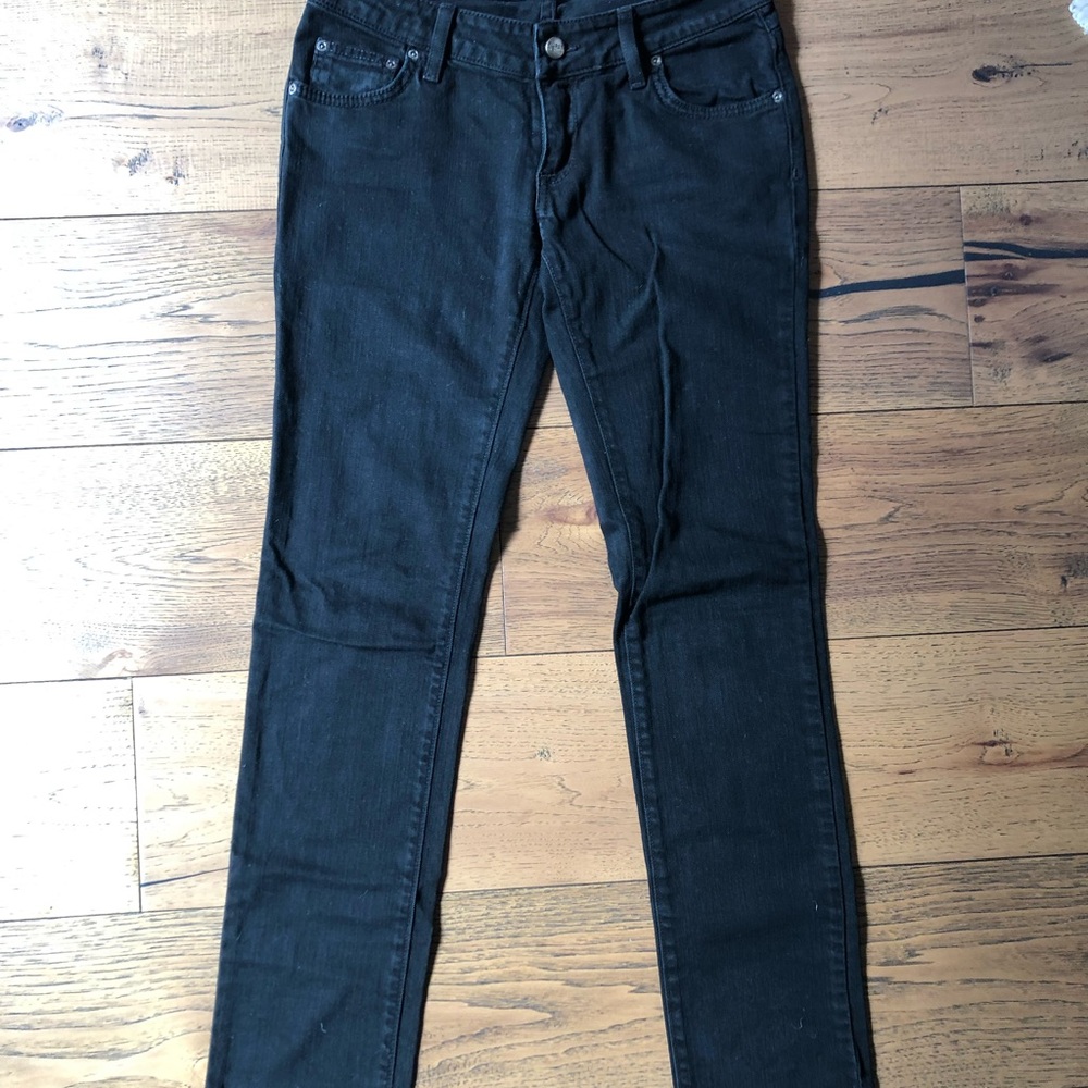Women’s Furst Premium Size 27 Jeans